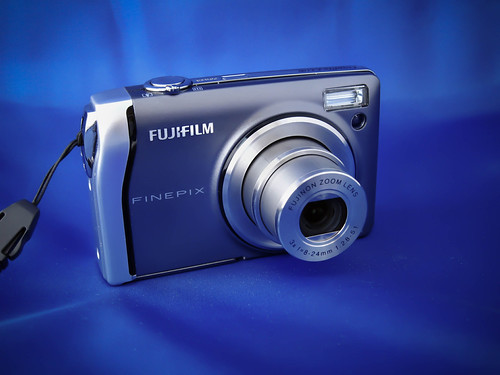 Fujifilm FinePix F40fd product image